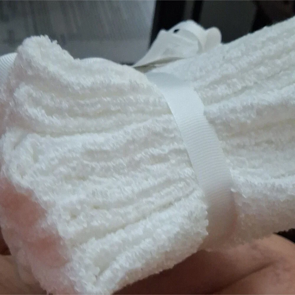 Room Essentials 8 Pack White 100% Cotton Washcloths 12x12 Antimicrobial